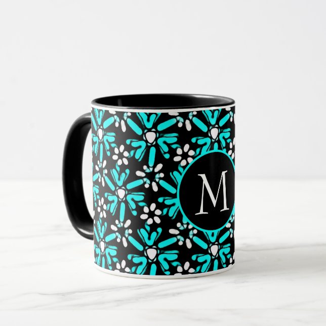 Caneca Monograma do padrão de flores azul-aqua e preto (Frente Esquerda)