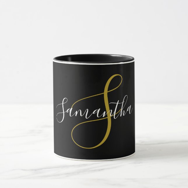 Caneca Monograma Dourado - Letra e Nome Branco (Centro)
