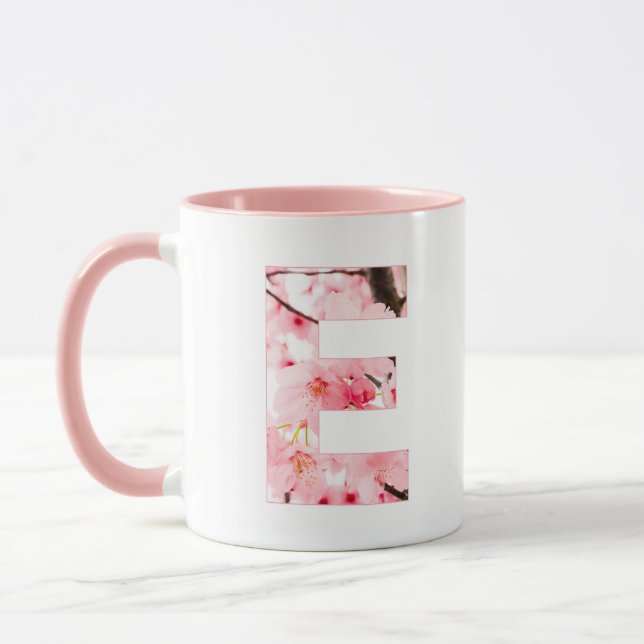 Caneca Monogrammed Sakura Mug with Customizable Name (Esquerda)