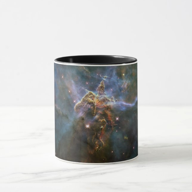 Caneca Montanha Mística no Espaço Hubble na Nebulosa Cari (Centro)