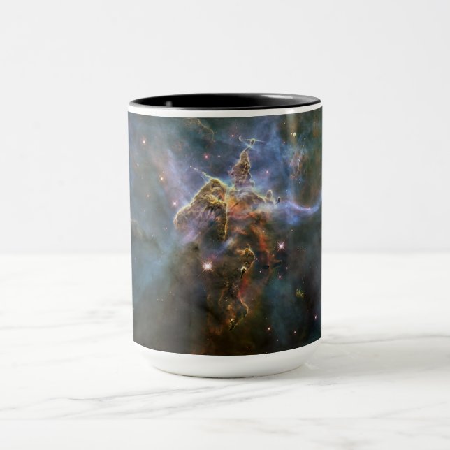 Caneca Montanha Mística no Espaço Hubble na Nebulosa Cari (Centro)