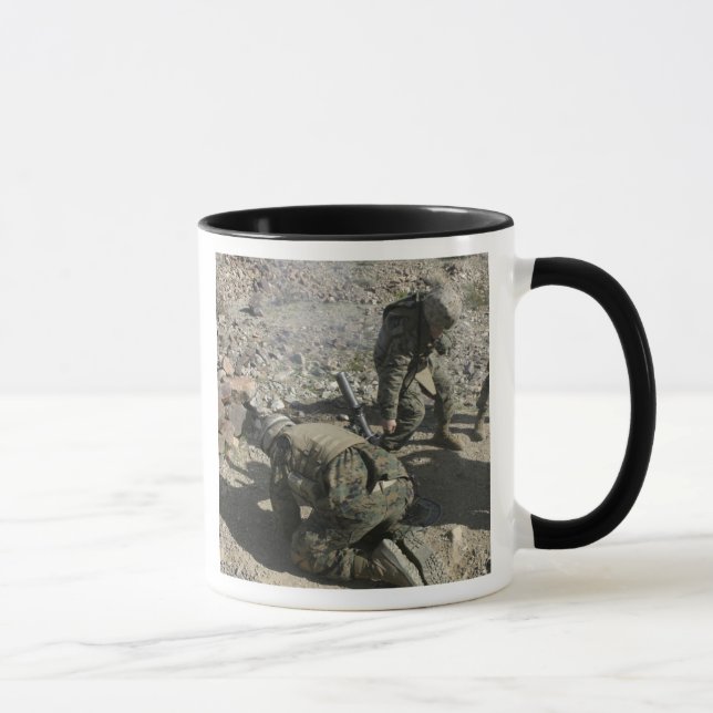 Caneca Mortarmen cobrir as orelhas e evita os olhos (Direita)