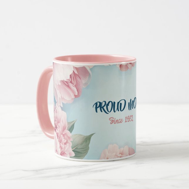 Caneca Mother's Day Mug Text "MOM" "Since 1972" (Frente Esquerda)