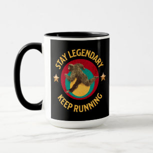 Caneca Motivação Divertida de Bigfoot Correndo