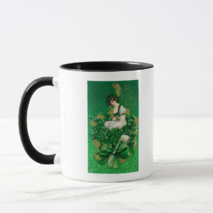 Caneca Mulher da lembrança do dia de St Patrick na cena