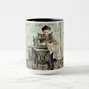 Caneca Mulher de 1890 pintada com foto de máquina de cos