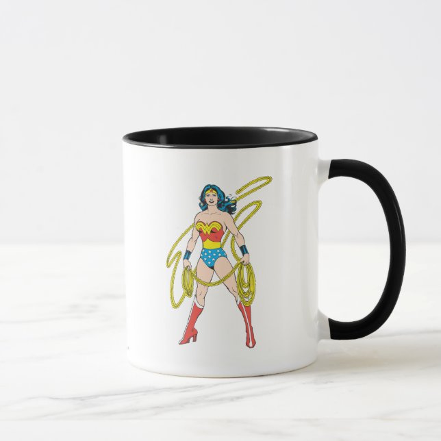 Caneca Mulher Maravilha segura Laço 5 (Direita)