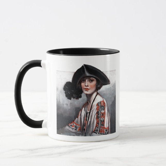 Caneca Mulher na blusa bordada (Esquerda)