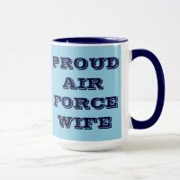 Mulher Orgulhosa da Força Aérea Mug