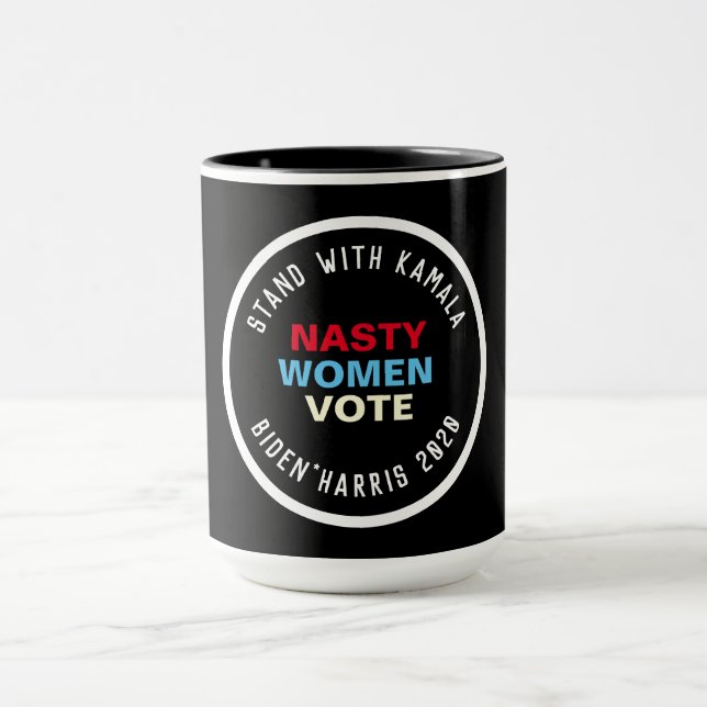 Caneca Mulheres Desagradáveis VOTAM Em Kamala (Centro)