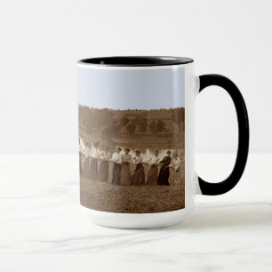 Caneca Mulheres na guerra - Sépia Elgin IL, 1890