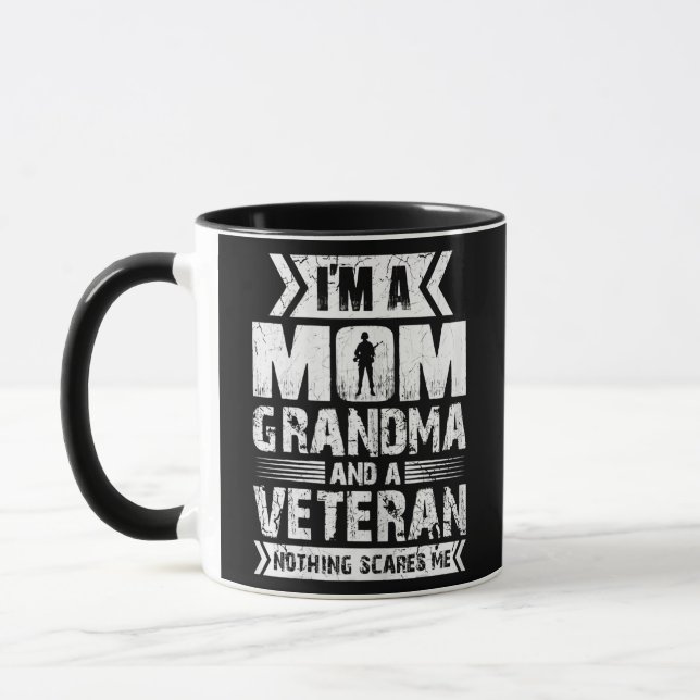 Caneca Mulheres sou vovó mãe e veterana. (Esquerda)