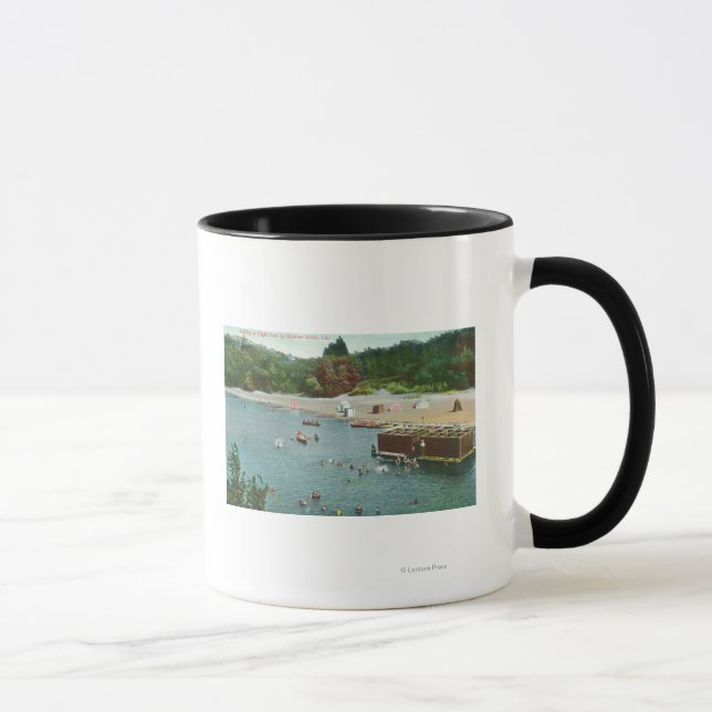 Caneca Multidões Nadando no Rio Russo (Direita)