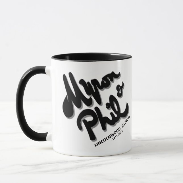 Caneca Myron e Phil's Steak House, Lincolnwood. (Esquerda)