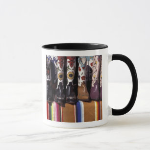 Caneca NA, EUA, Novo México, Santa Fé. Botas de cowboy