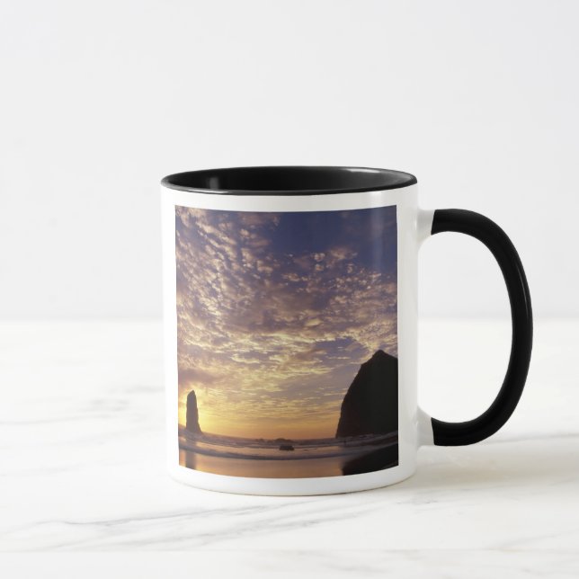 Caneca NA, EUA, Oregon, Costa de Oregon, Canon Beach com (Direita)