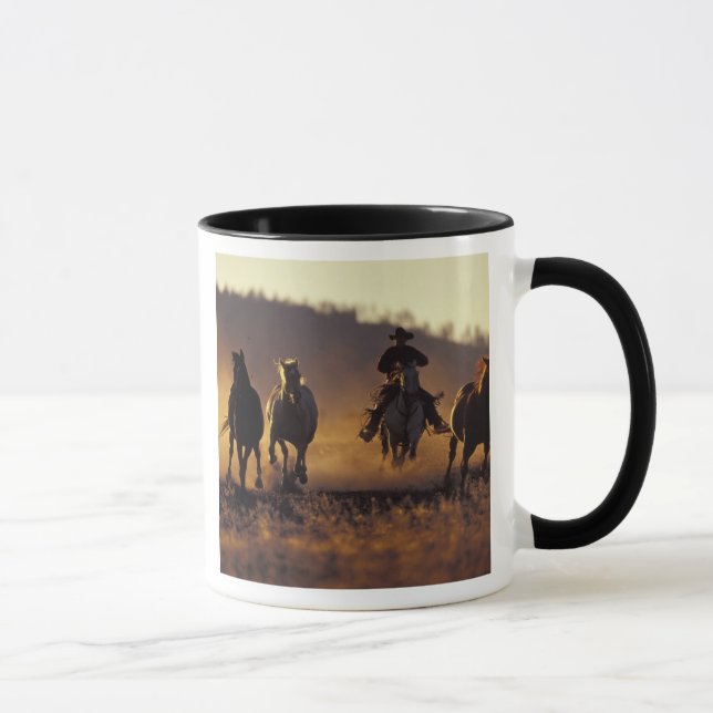 Caneca NA, EUA, Oregon, Seneca, rancho de Ponderosa, (Direita)