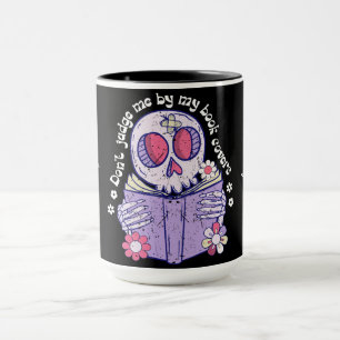 Caneca Não me julgue pelos meus Cobrir. Amante de livros