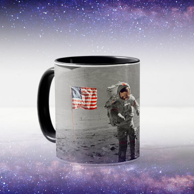 Caneca NASA Apollo 17 lunar landing mission, 1972 (Criador carregado)