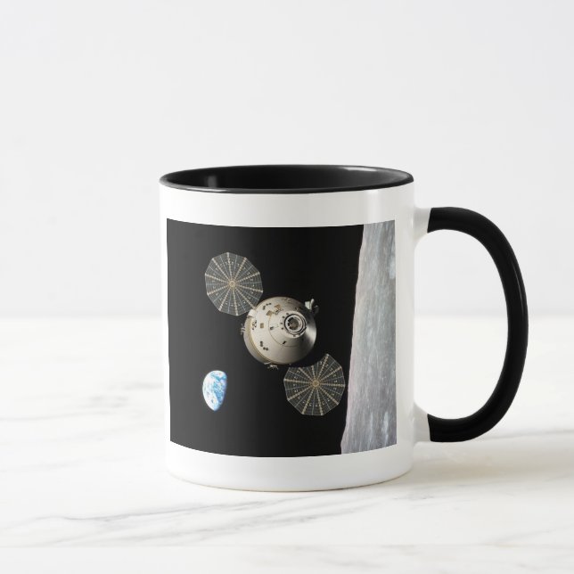 Caneca NASA Orion na órbita lunar (Direita)