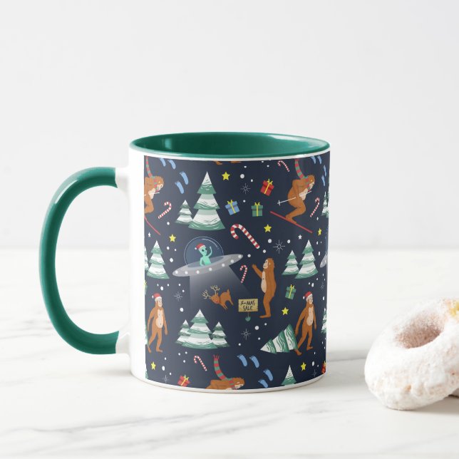 Caneca Natal do SciFi | Pés grandes, Aliens e refeitores (Com Donut)