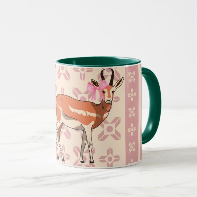 Caneca Natal Elegante com Padrão de Corça Rosa  (Frente Esquerda)