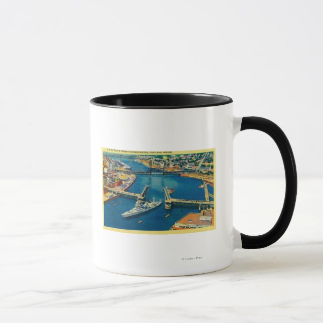 Caneca Navio de batalha americano passando por Portland (Direita)