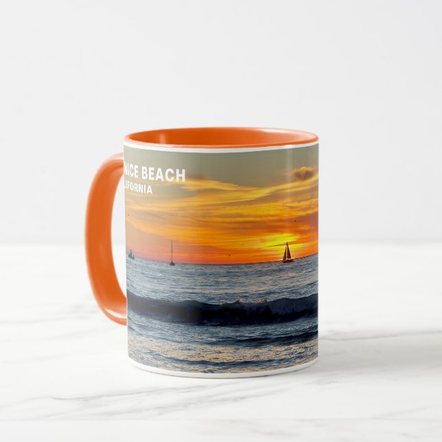 Caneca Navio de vela em Sunset - Venice Beach, CA Mug (Frente Esquerda)