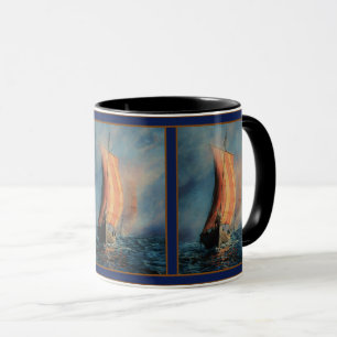 Caneca Navio Viajante que navega no mar/oceano em nevoeir