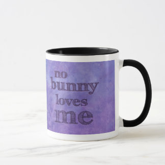 Caneca Nenhum coelho ama-me - coelho triste bonito