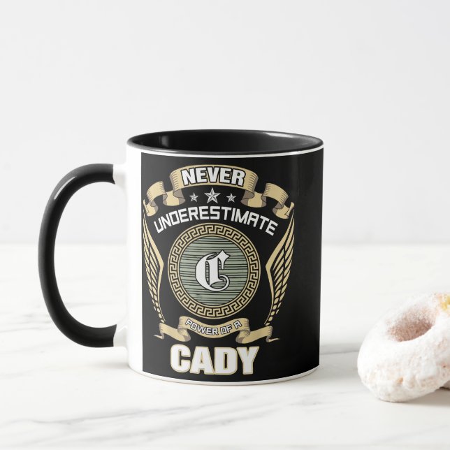 CANECA NEVER_UNDERESTIMATE_POWER_OF_A_CADY (Com Donut)