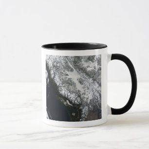 Caneca Nevoeiro e neve na Colúmbia Britânica