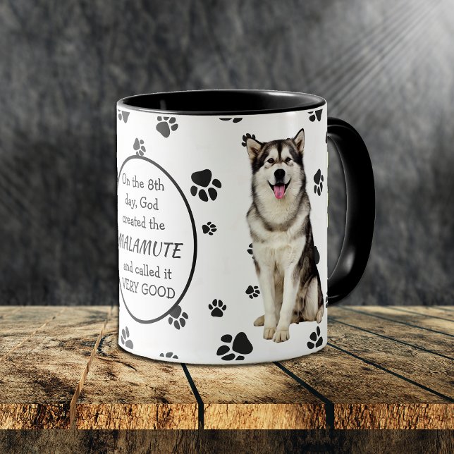 Caneca No oitavo dia Deus Criou o Malamute (Criador carregado)