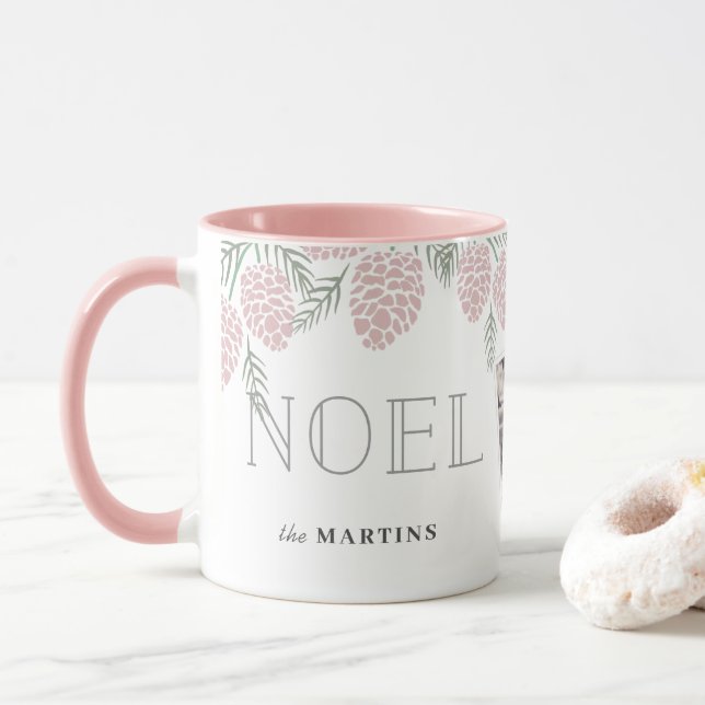 Caneca NOEL Pink Cone White Christmas Photo (Com Donut)