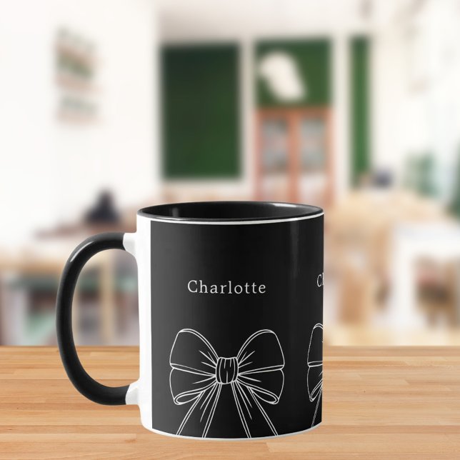 Caneca Nome elegante preto e branco com laços (Criador carregado)