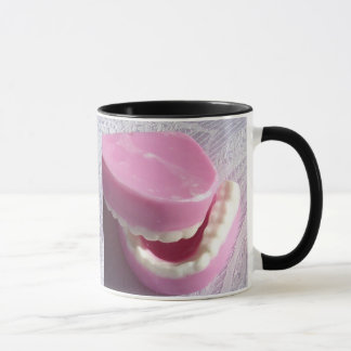 Caneca noms do dentista das dentaduras dos dentes da avó