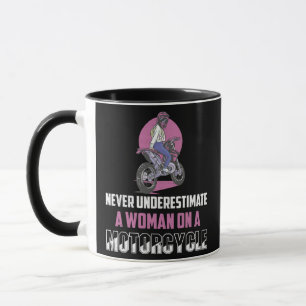 Caneca Nunca Subestime Uma Mulher Em Um Biker De Moto