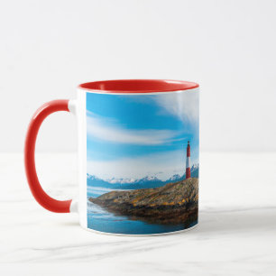 Caneca Nuvens sobre um farol perto de Ushuaia, Argentina