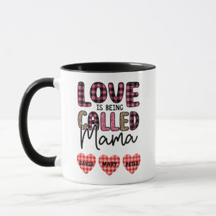 Caneca O amor está sendo chamado de mamãe, personalizável
