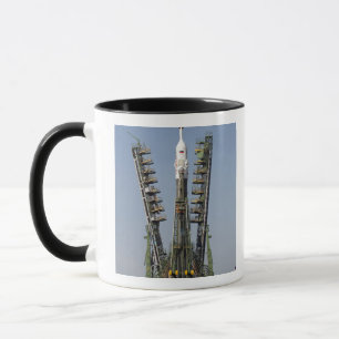 Caneca O andaime do lançamento é aumentado no lugar