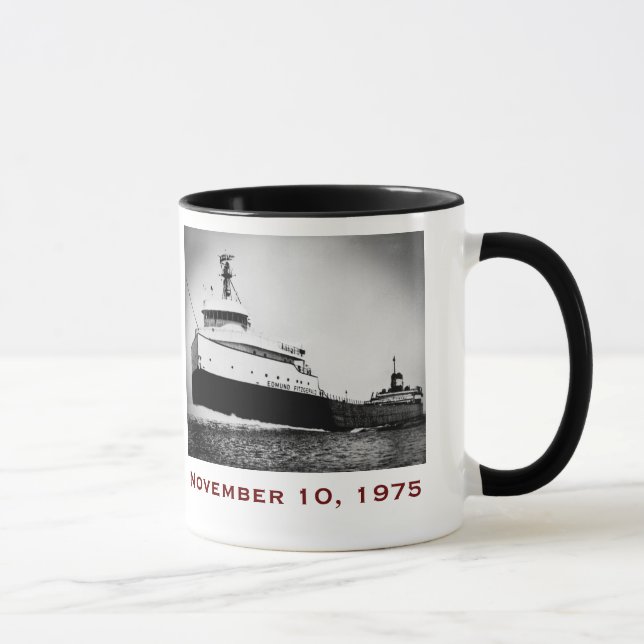 Caneca O Edmund Fitzgerald com Nomes da Tripulação (Direita)
