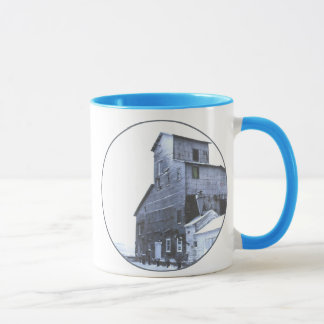 Caneca O Elevador Do Grão No Inverno