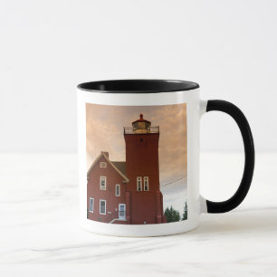 Caneca O Farol de Two Harbors com vista para a Baía de Ag