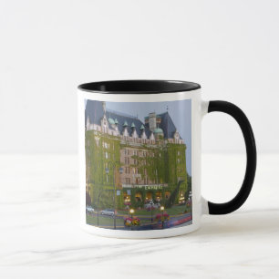 Caneca O Hotel Empress no porto interior em