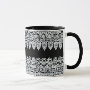 Caneca O laço branco forma uma beira delicada contra o