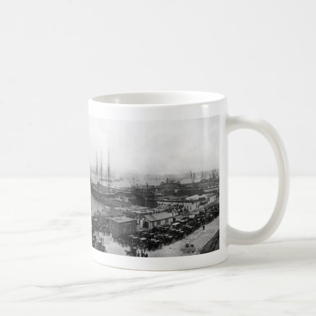 Caneca O Lusitania chega (Direita)