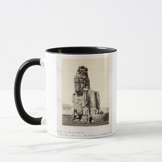 Caneca "O Memnon vocal", estátua colossal de Amenhotep I (Esquerda)