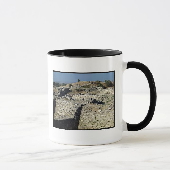 Caneca O monte de Hissarlik, o local de (Direita)