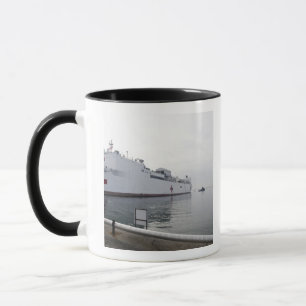 Caneca O navio de hospital militar do comando do Sealift