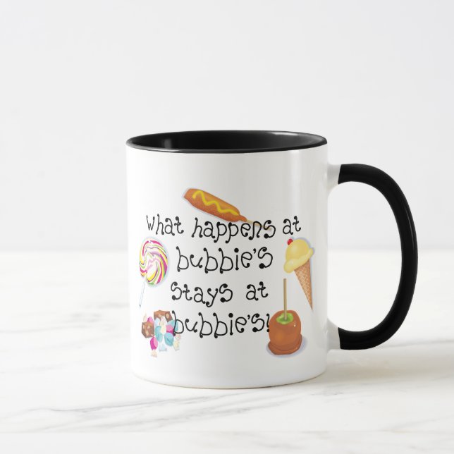 Caneca O que acontece nas ESTADAS de Bubbie em Bubbie (Direita)